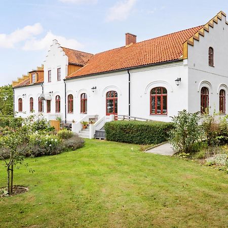 Vita Huset Pa Oesterlen Gärsnäs Exterior foto