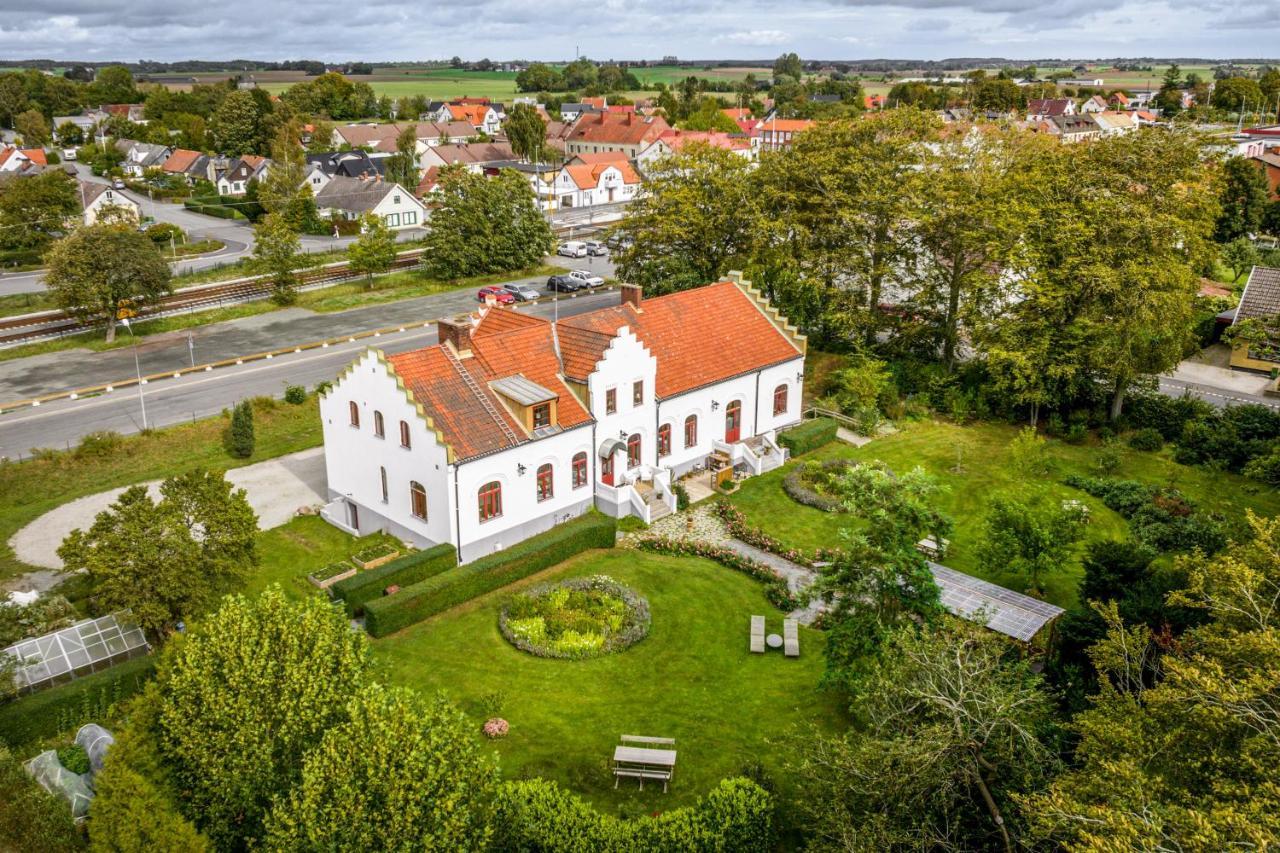 Vita Huset Pa Oesterlen Gärsnäs Exterior foto